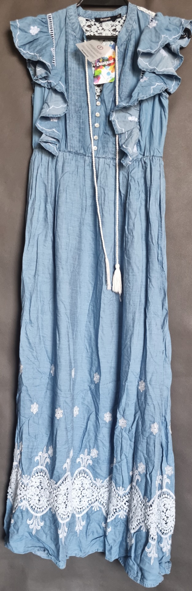 Desigual 8 kg - obrazek 29