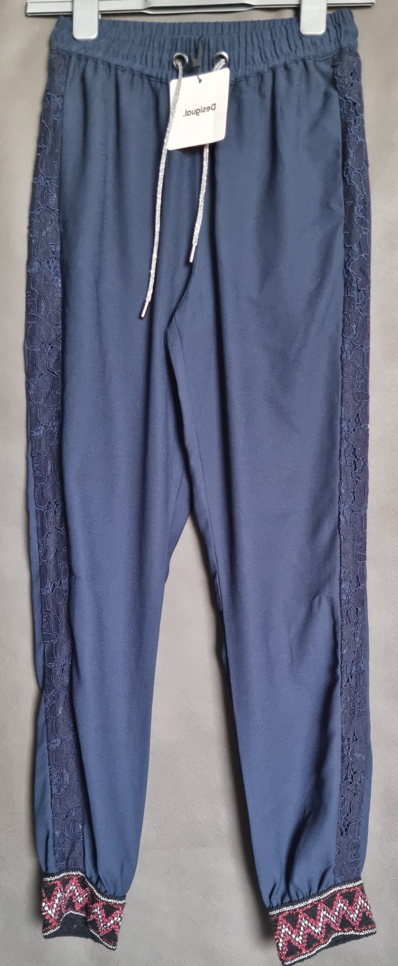 Desigual 8 kg - obrazek 28