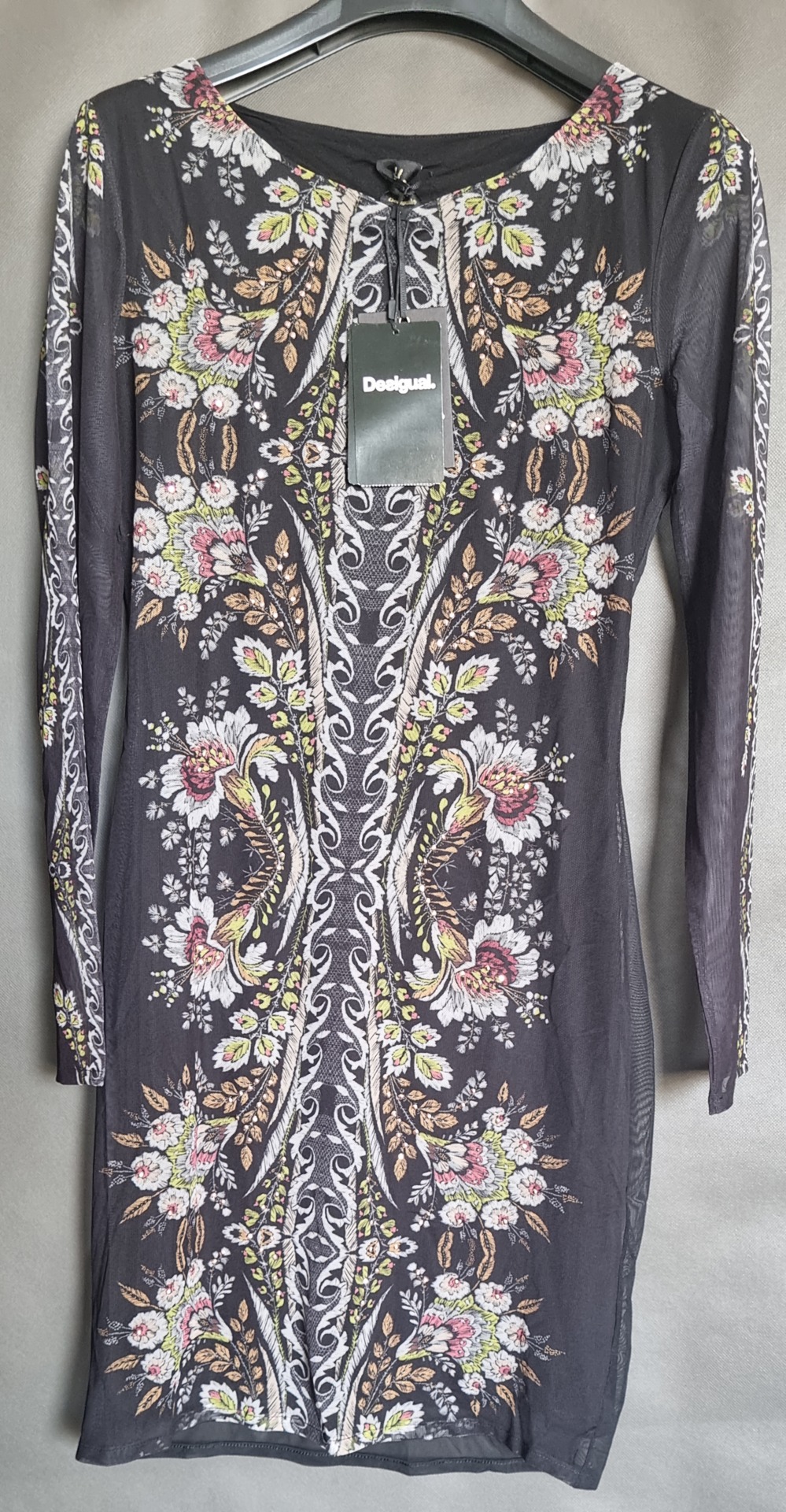 Desigual 8 kg - obrazek 25