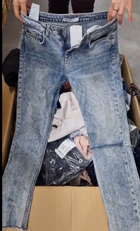 Odzież sortowana 50 kg - obrazek 3