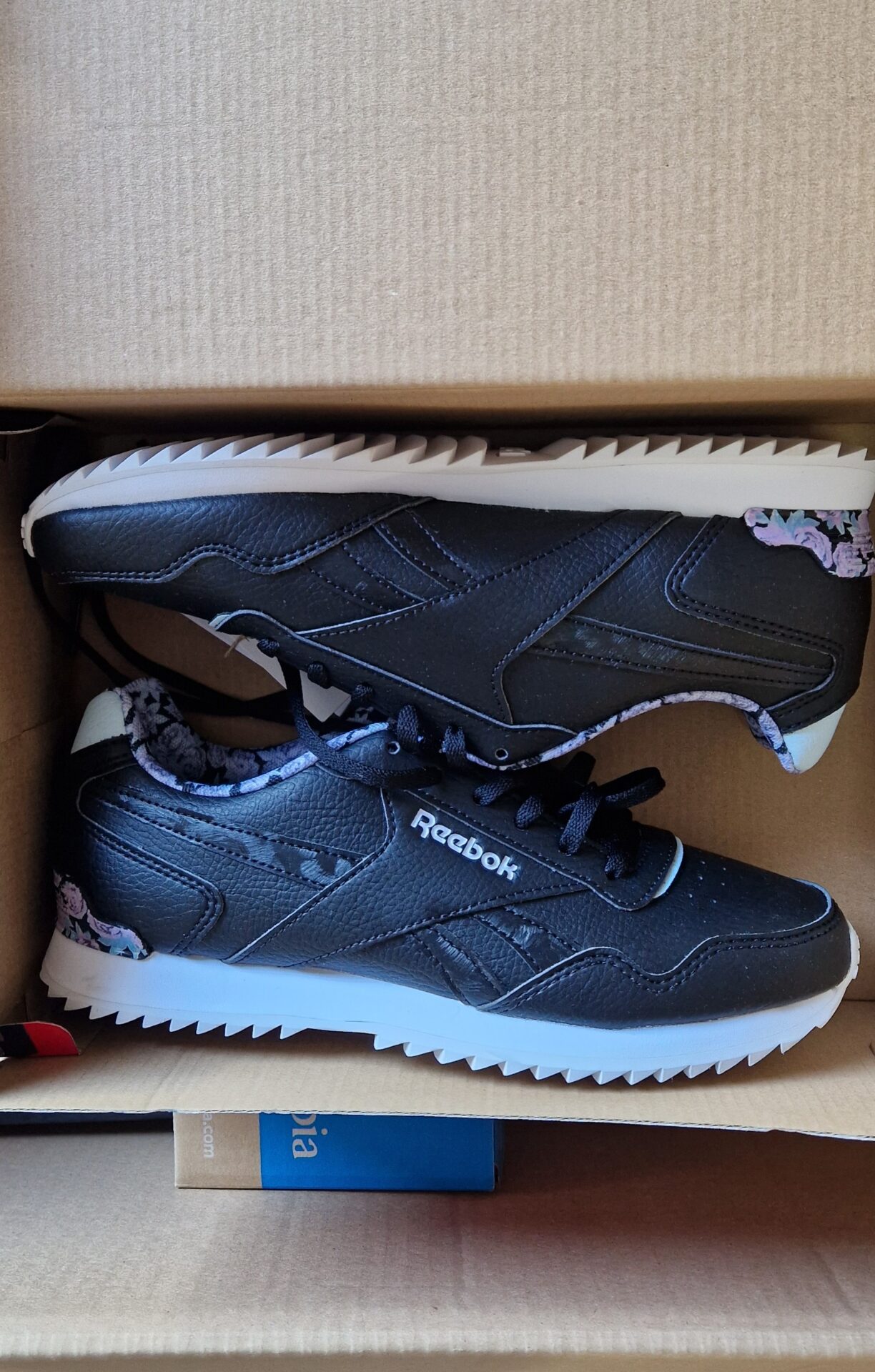 Buty markowe 20 par - obrazek 19